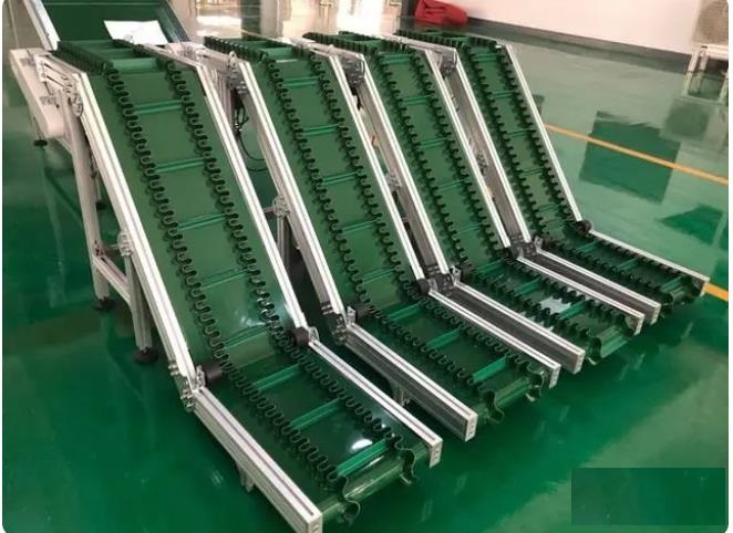 新余Z型裙邊皮帶輸送機